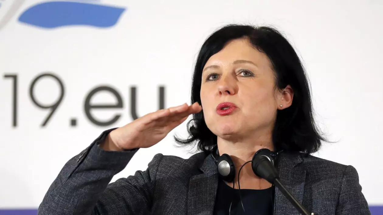 Comisarul european Vera Jourova: Putin ar trebui să fie primul pe lista sancţiunilor UE