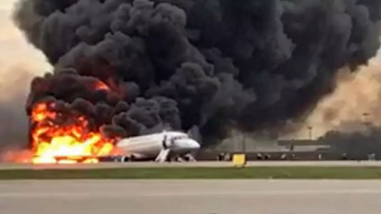 Eroarea de pilotaj, cea mai probabilă cauză a tragediei aviatice din Moscova