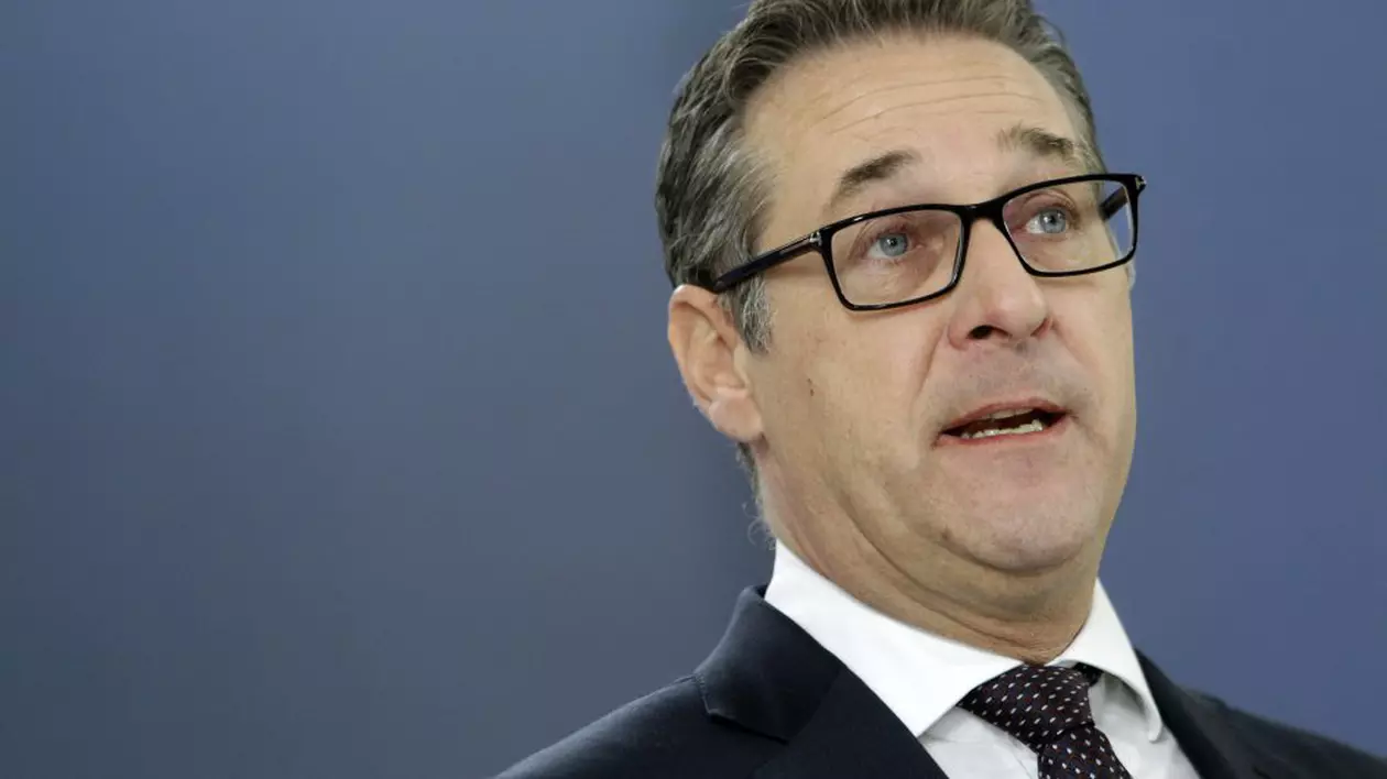 Vicecancelarul austriac a demisionat după apariţia unei înregistrări video compromiţătoare