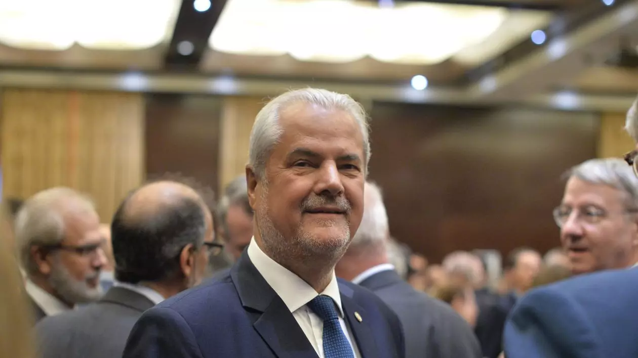Adrian Năstase a lansat o petiție online pentru reformarea partidului. Acuză pe față salvarea liderilor prin măsurile din justiție
