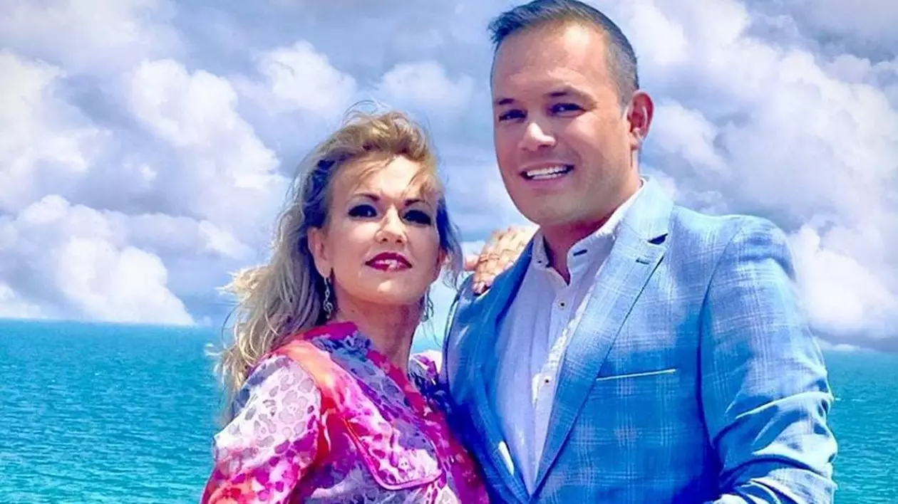 Raoul a înlocuit-o pe Mirabela Dauer cu o tânără din Timișoara. Zorica Savu cânta muzică populară înainte să-l cunoască