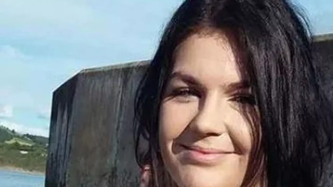 Un bebeluș de o lună a murit, strivit de propria mamă. Femeia beată a adormit peste el
