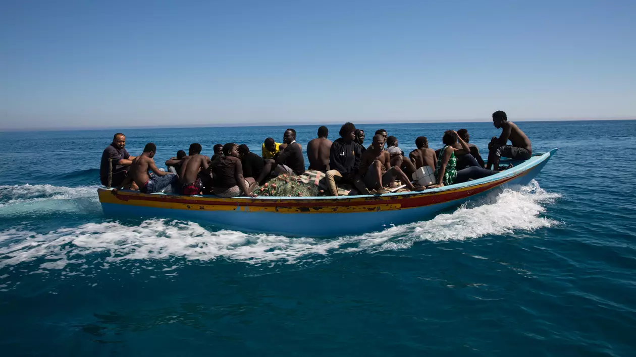 Cel puțin 80 de migranți au murit după ce o barcă s-a răsturnat în largul coastelor Tunisiei