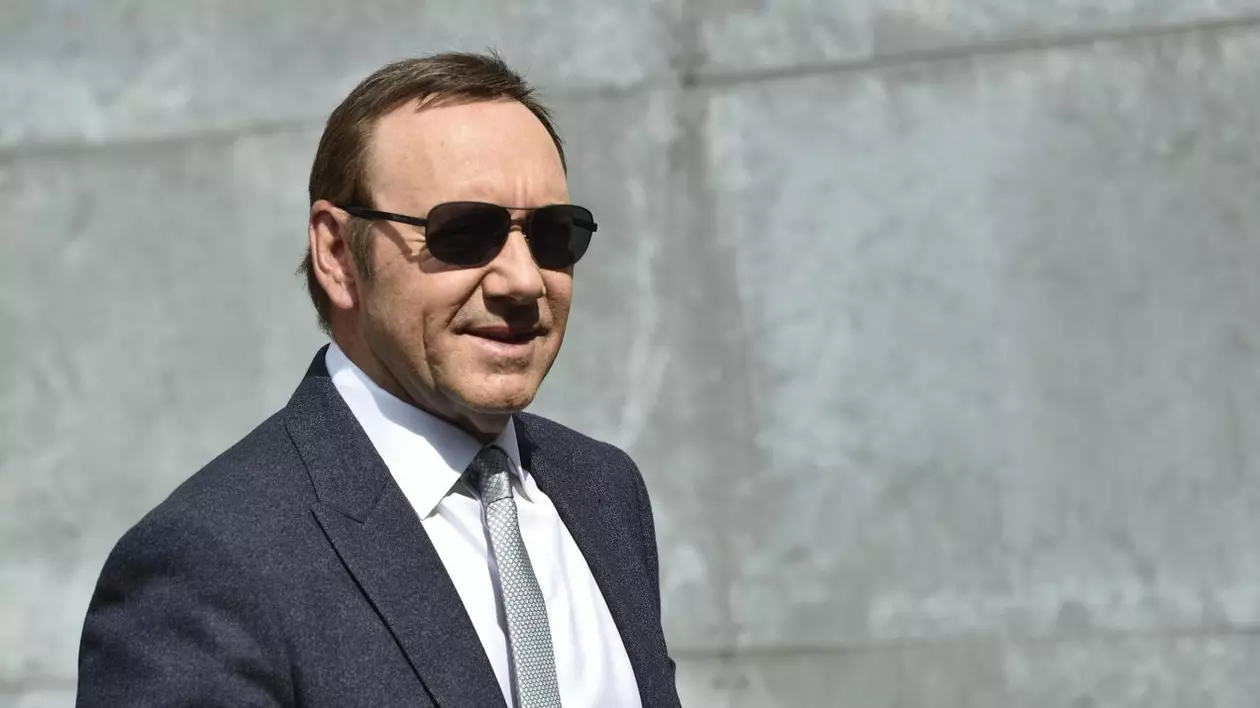 Tânărul care l-a acuzat pe Kevin Spacey de agresiune sexuală a renunțat la acţiunea civilă intentată actorului