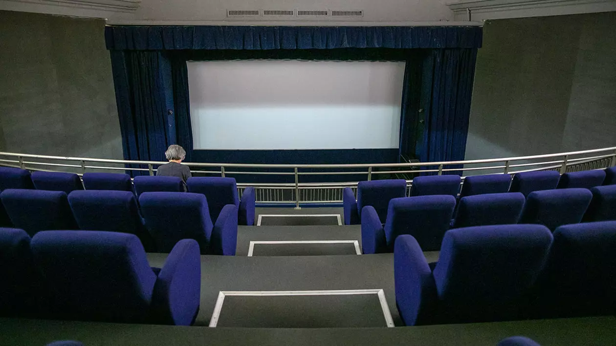 Eforie, sala de cinema care sfidează timpul. Locul din București unde se pot vedea filme de colecție