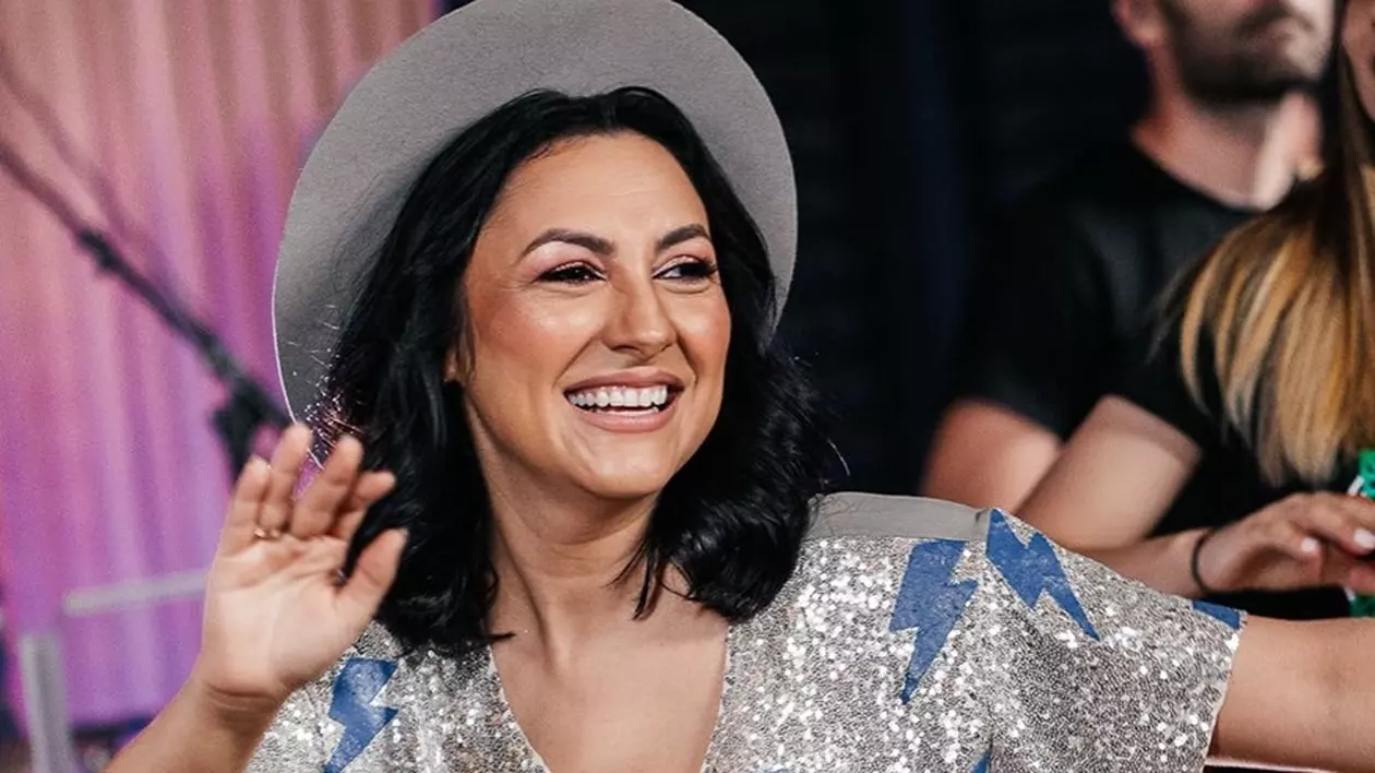 Andra s-a pozat complet nemachiată și a făcut publică imaginea. „Asta sper să simțiți și voi”