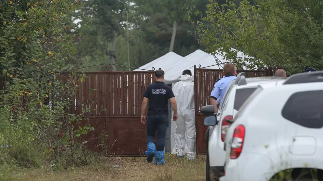 Oficial IML: Oasele ridicate din curtea lui Gheorghe Dincă aparţin unei fete în vârstă de 15-17 ani