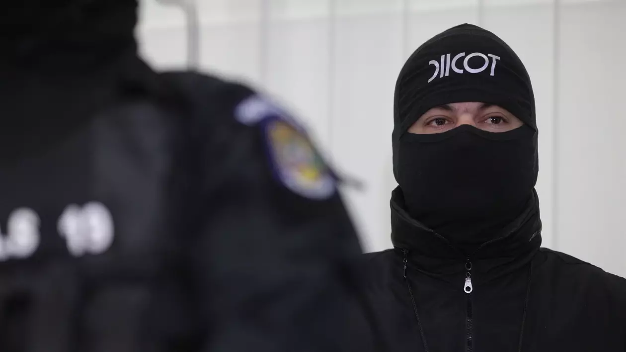 Cazul celor 16 minore abuzate la Caracal. Trei juriști și un procuror DIICOT: „Bineînțeles că încă din 2010 puteau fi investigați clienții rețelelor de trafic”﻿