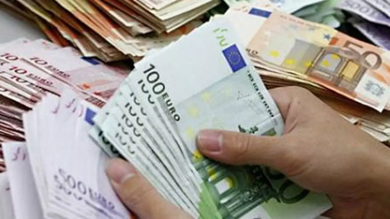 Cursul valutar 2 octombrie 2019. Cât este valoarea monedei euro