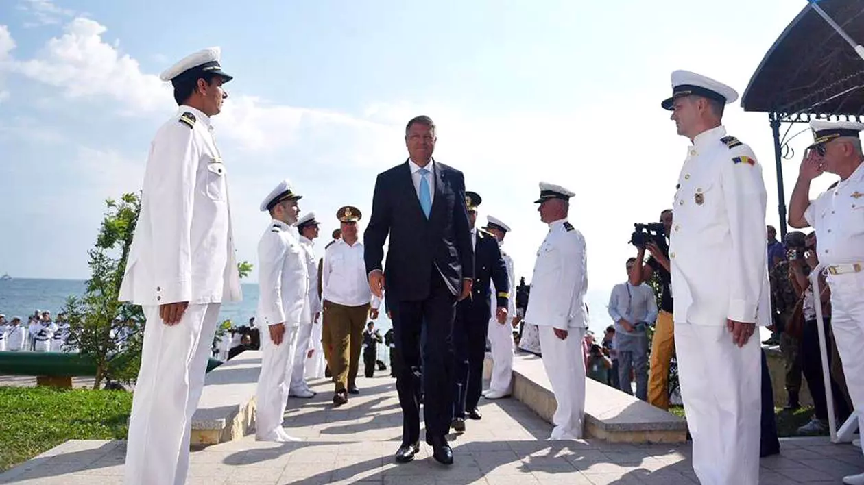 Preşedintele Klaus Iohannis participă la festivităţile organizate de Ziua Marinei Române la Constanţa