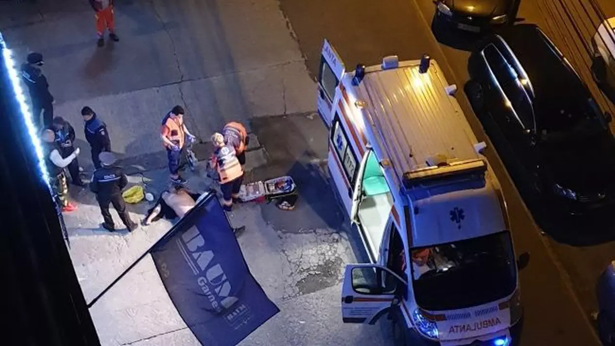 Un bărbat a murit după ce a primit un pumn pe stradă. Scandalul a avut loc în centrul orașului Turda