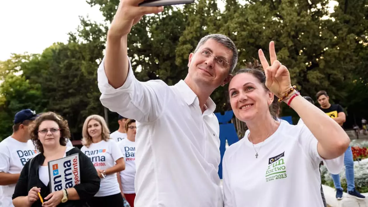 Dan Barna pleacă în caravană electorală în Europa, pentru a se întâlni cu românii din diaspora