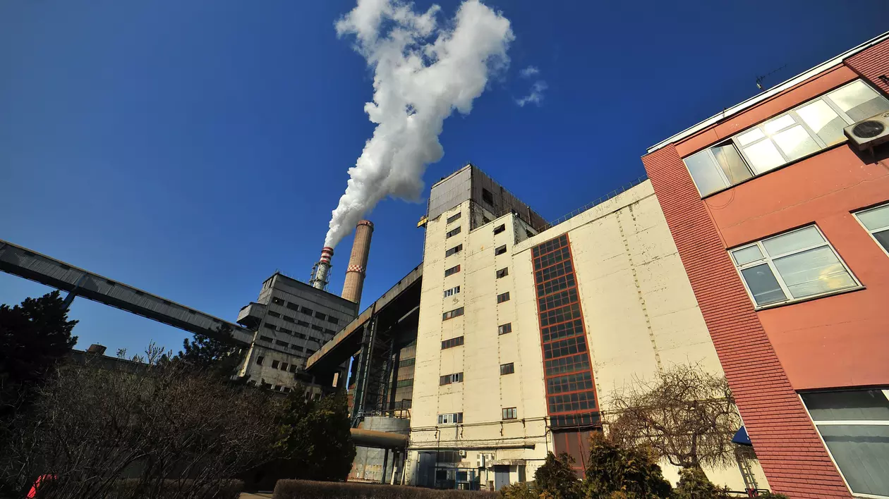 Guvernul vrea să acorde subvenții de 10 miliarde de lei pentru Complexul Energetic Oltenia. Termocentrală din cadrul CE Oltenia