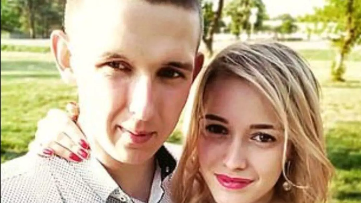 O fetiță de doar doi ani și-a omorât accidental mama! Femeia venea de la aniversarea ei!