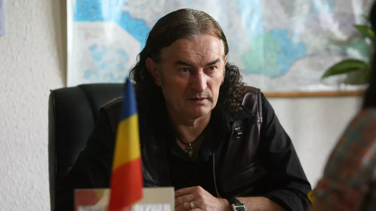 BEC a respins înregistrarea candidaturii lui Miron Cozma la prezidențiale. Aproape 90% dintre semnături au fost trase la xerox