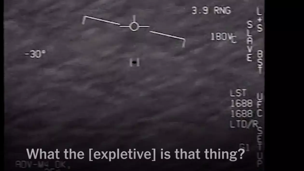 Armata americană a confirmat OZN-urile filmate la viteze supersonice de piloții Marinei. „Ce naiba e aia?”