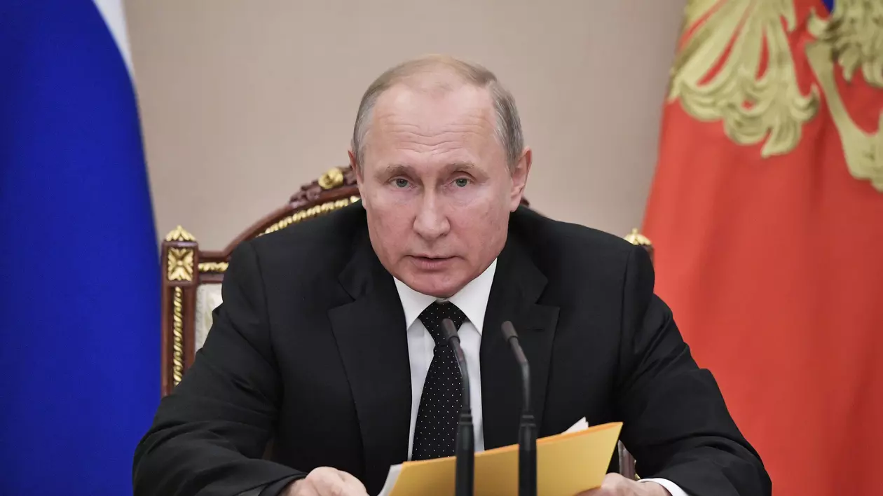 În Rusia s-au închis urnele pentru alegerile locale, un test pentru Vladimir Putin