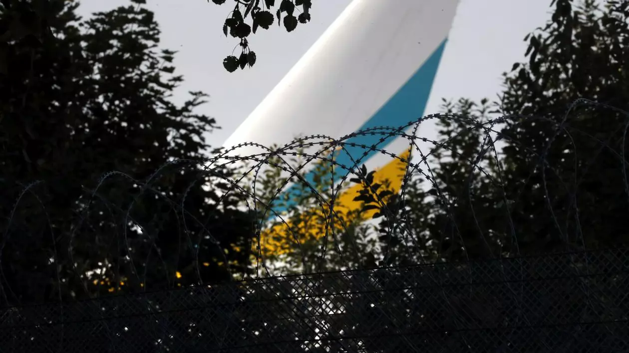Schimb de prizonieri între Rusia și Ucraina. Avioanele cu deținuți au aterizat la Moscova și Kiev