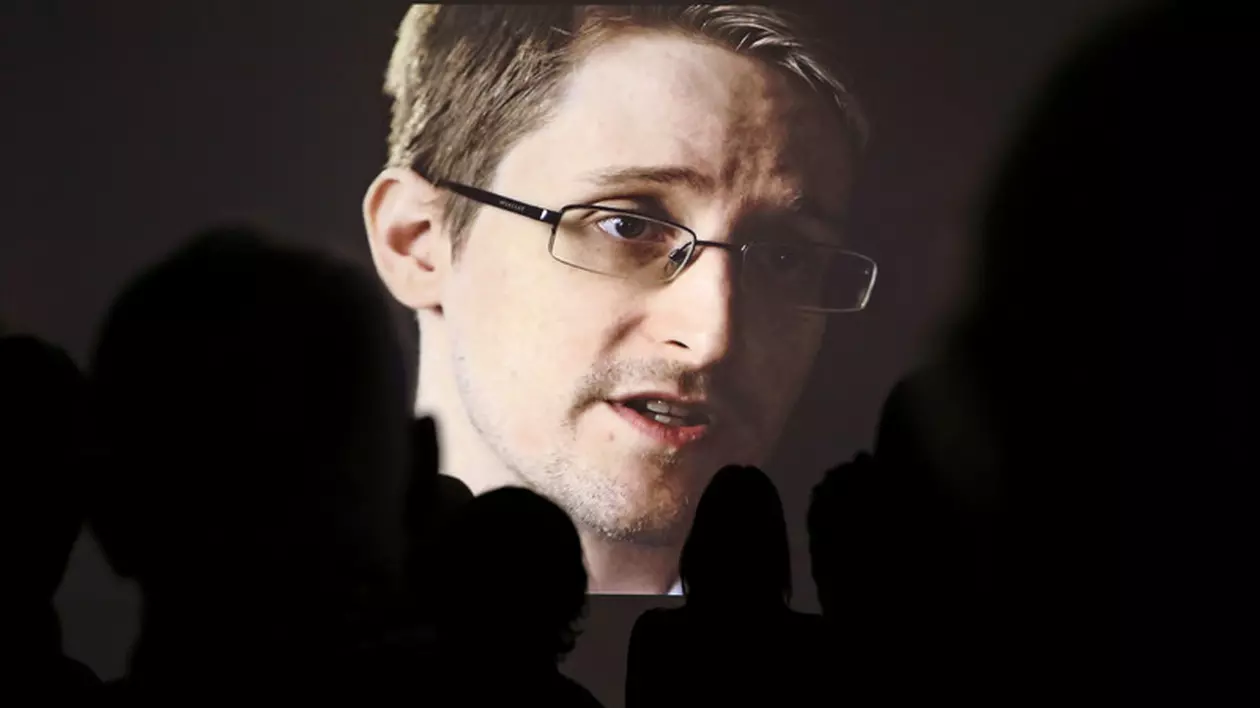 Viața lui Edward Snowden (EPA)