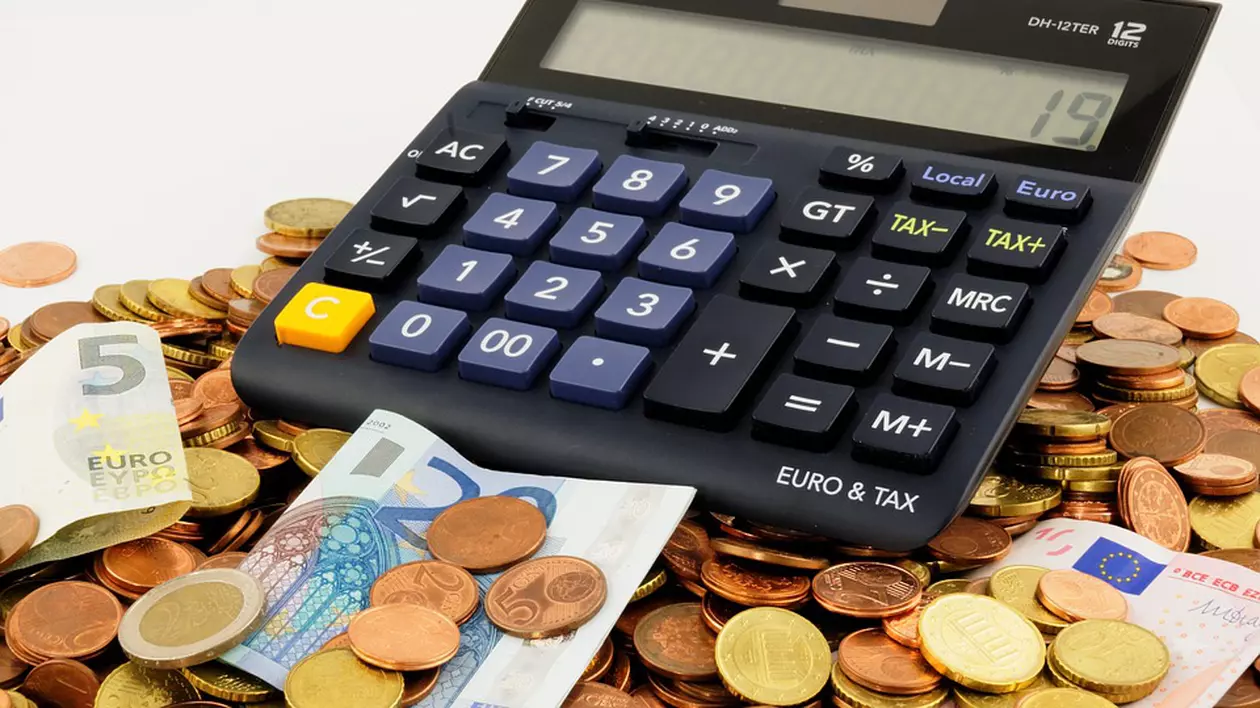 Cursul valutar 1 octombrie 2019| Leul se depreciază la niveluri record