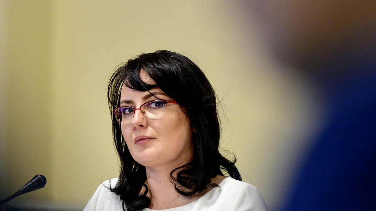 Noul manager interimar al Institutului Clinic Fundeni este Adriana Cotel, o apropiată a lui Darius Vâlcov