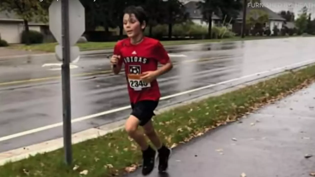 Un copil de 9 ani a câștigat o cursă de 10 km din Minnesota, fără ca nici măcar să știe că este în concurs