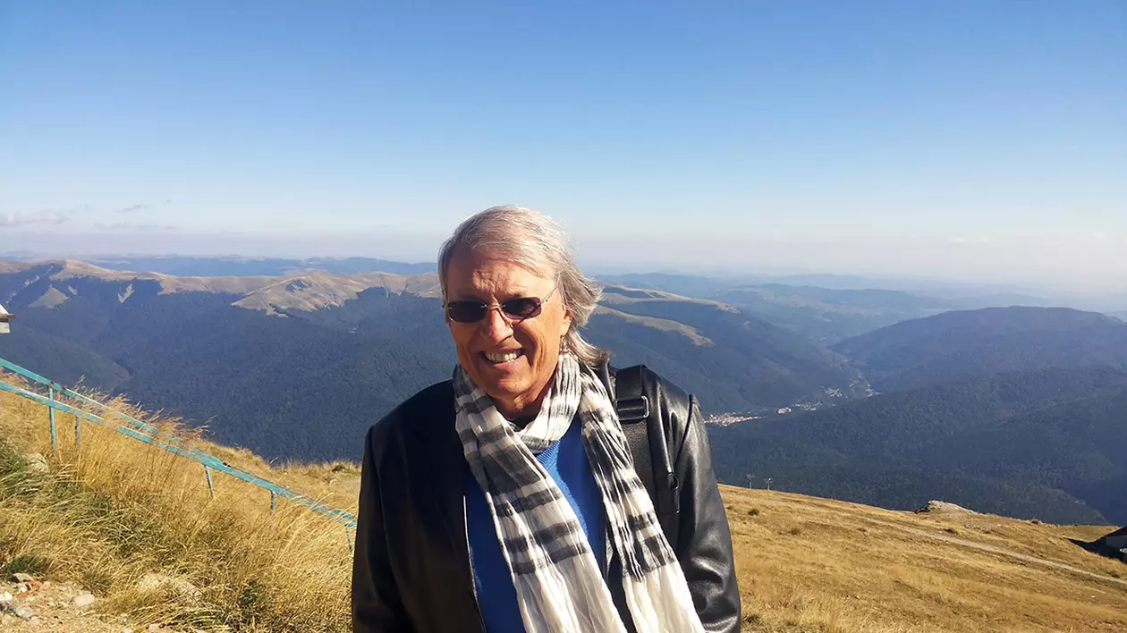 Mihai Constantinescu a fost campion la echitație. De ce umbla cu morcovi și zahăr în buzunare când era copil