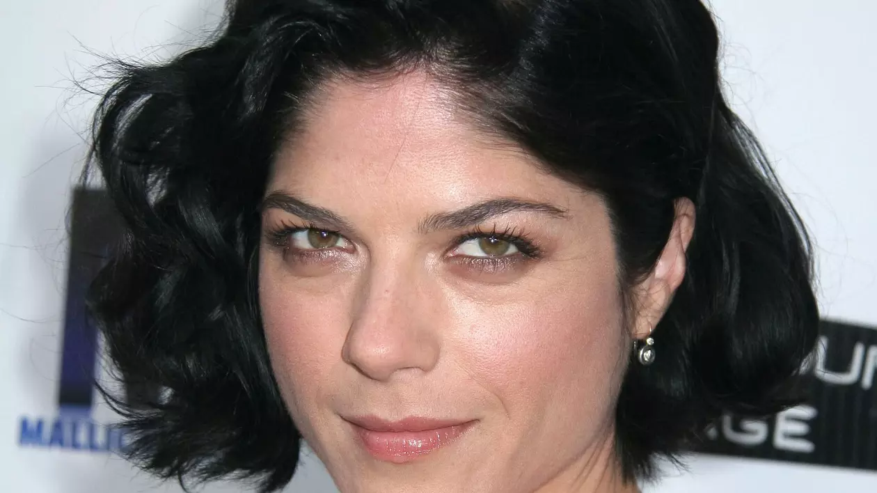 Cum arată Selma Blair la un an după ce a fost diagnosticată cu scleroză multiplă