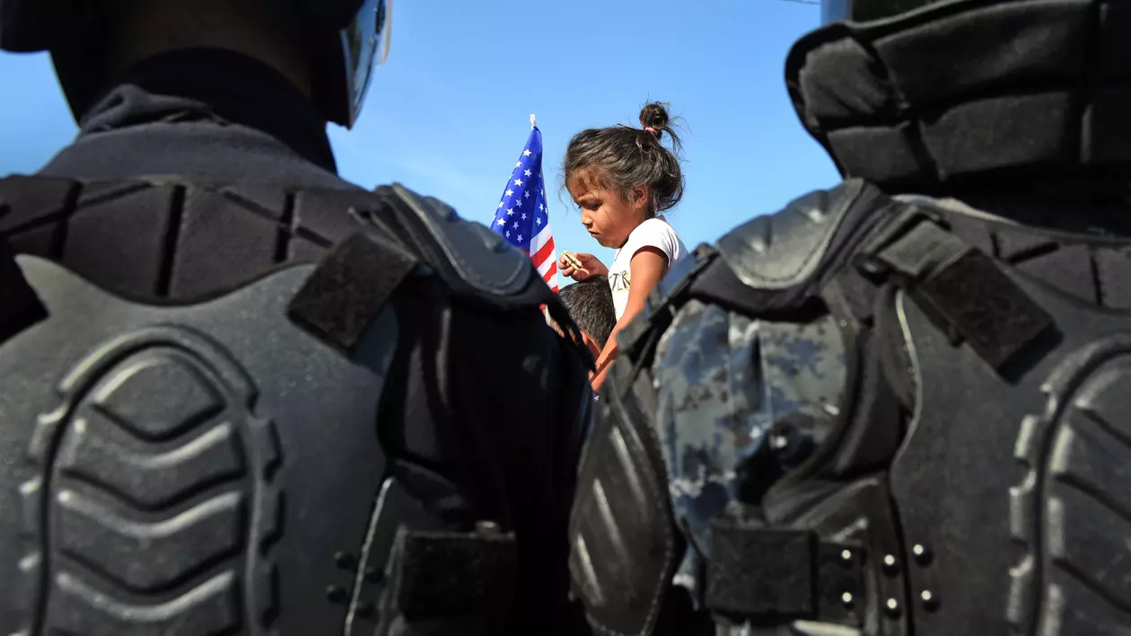 Reuters: Politica americană pentru migranți trimite mii de copii, inclusiv sute de bebeluși, înapoi în Mexic﻿