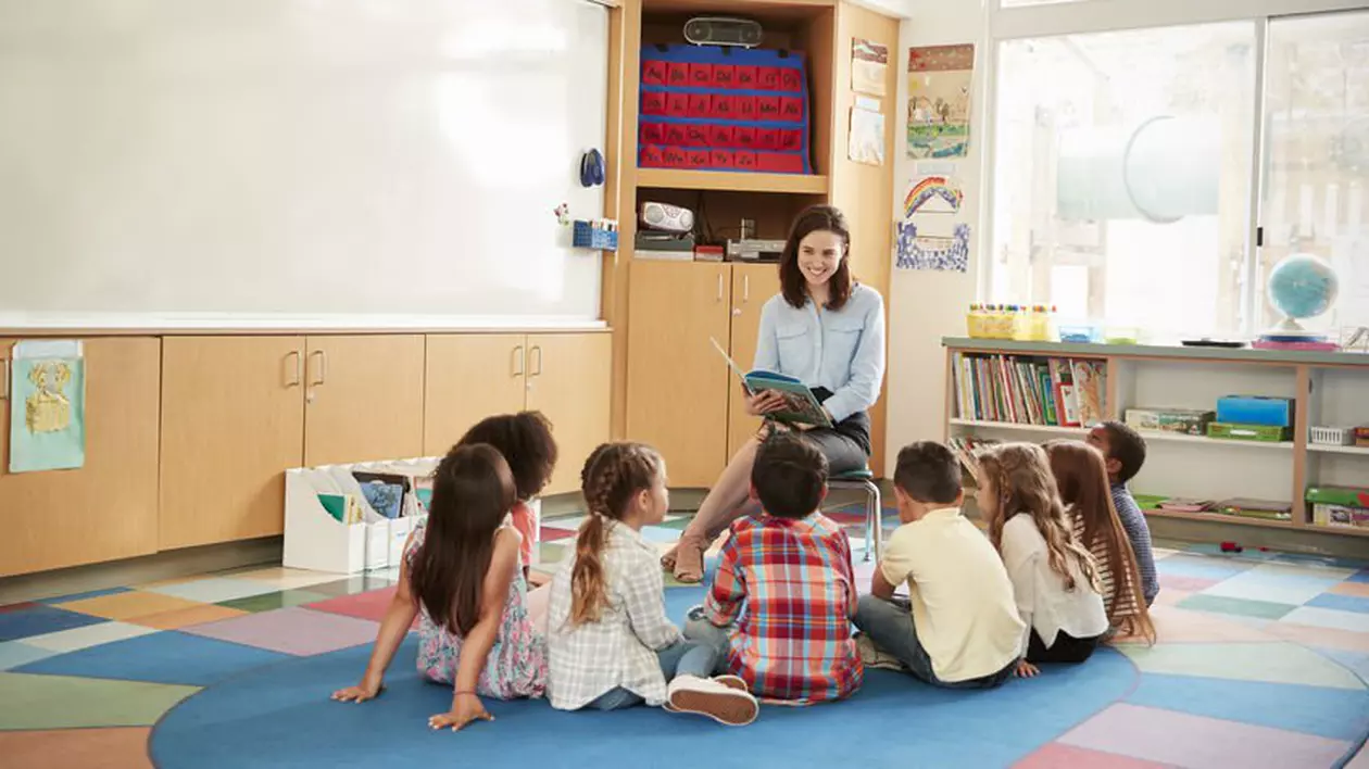 Ziua Profesorului - Ziua Educaţiei