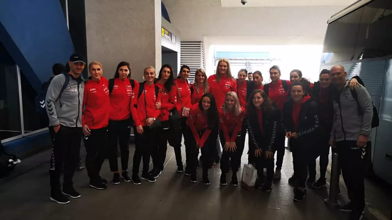 Federația Internațională de Handbal a reacționat în cazul handbalistelor de la Corona: ”Ni s-a sugerat cu tărie ca aceste jucătoare să nu ajungă în Japonia”