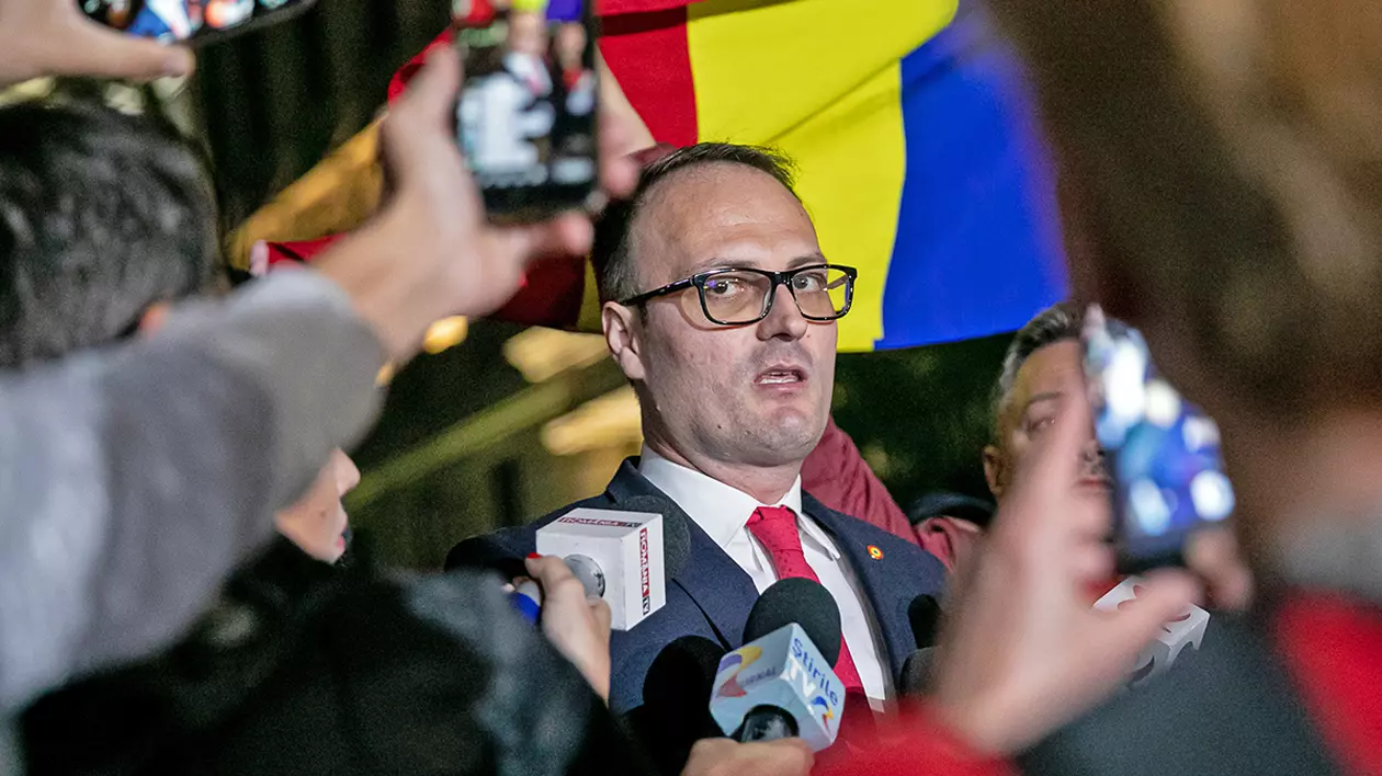 Cumpănașu, spectacol la televiziuni în ultima seară de campanie electorală: susține că a găsit-o pe Luiza Melencu în Italia. DIICOT neagă informațiile