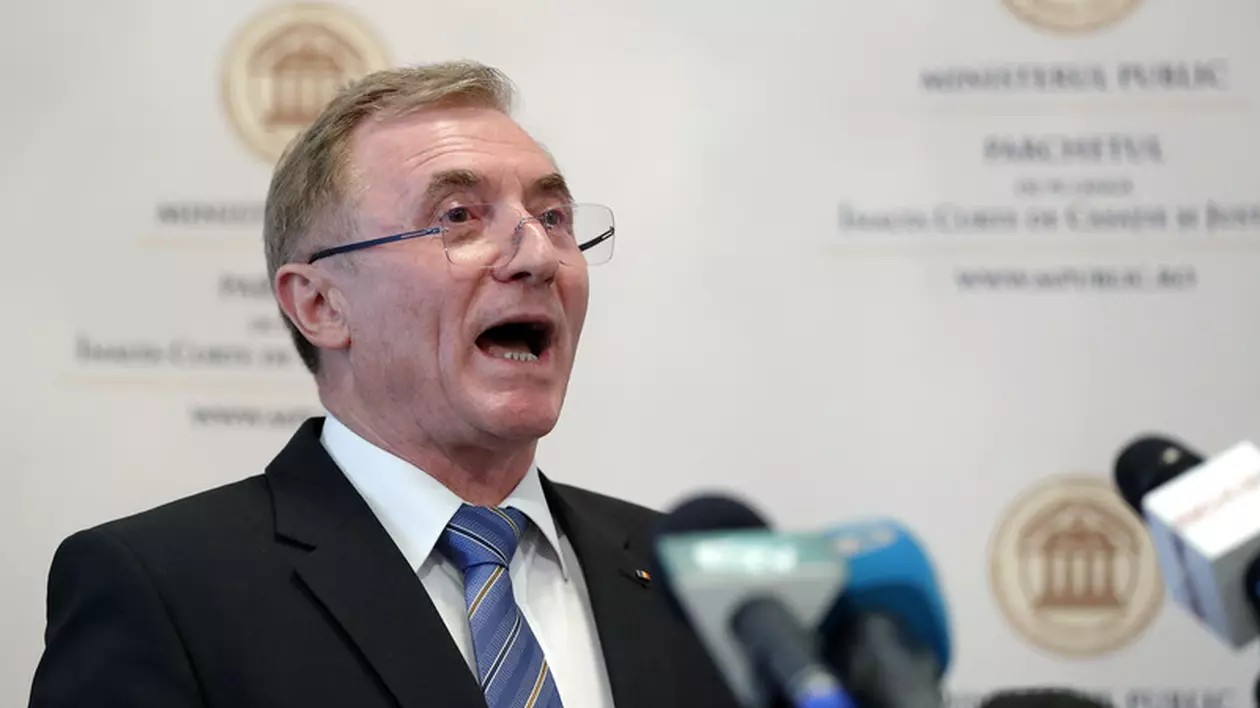 Curtea de Apel Alba a respins acțiunea fostului procuror general Augustin Lazăr, care cerea daune morale de 1 leu și scuze publice pentru că a fost demis