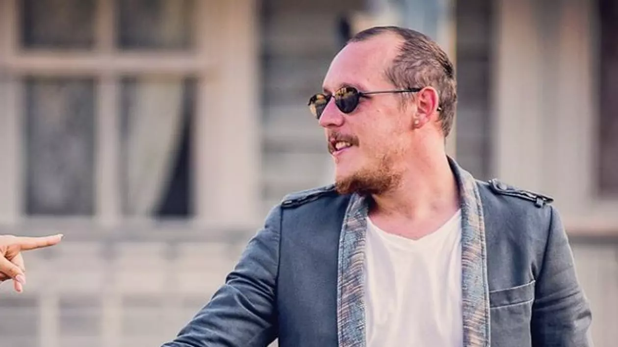 Cu ce l-ar fi prins poliţiştii pe What's Up asupra sa, după ce iubita l-a reclamat pentru agresiune