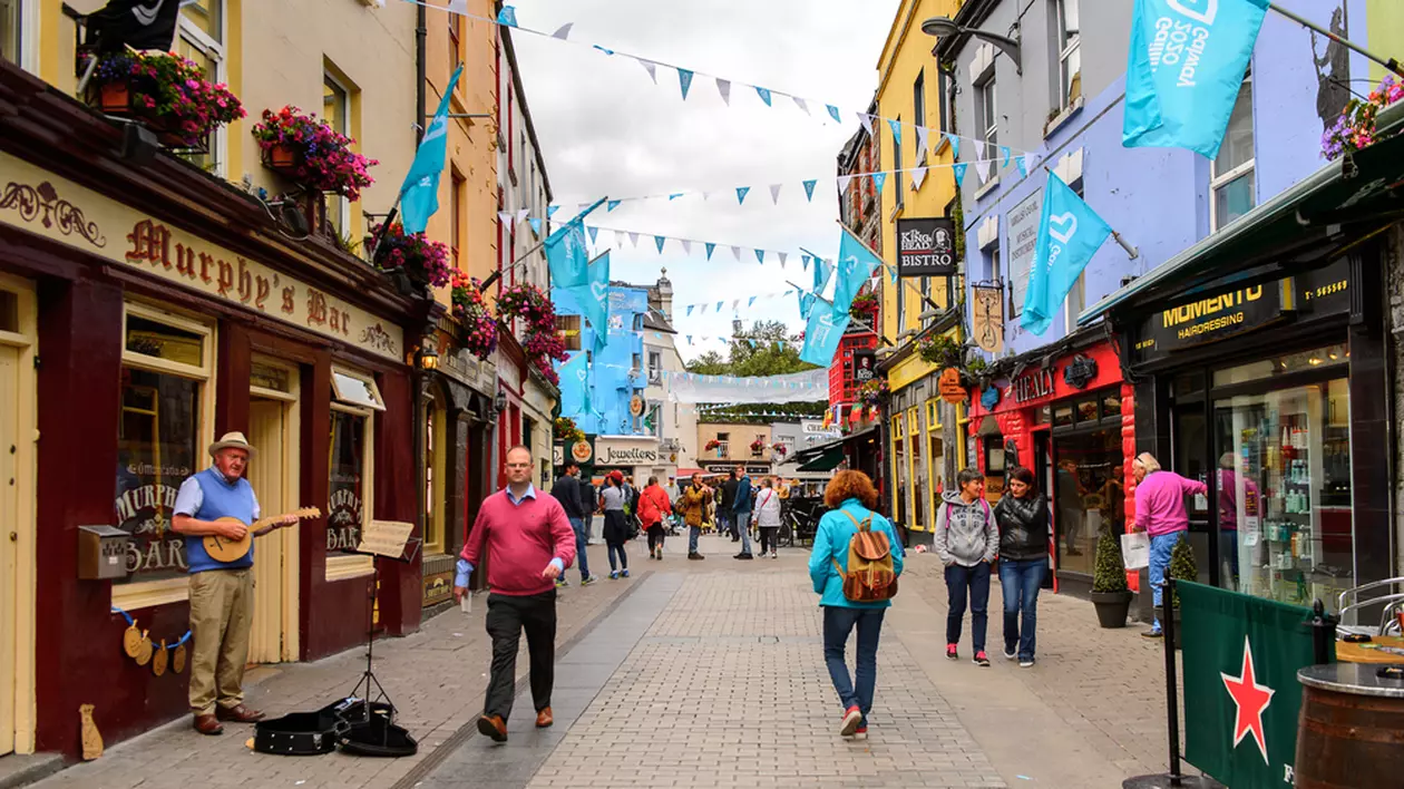 Irlanda a prelungit măsurile de izolare până pe 18 mai. Când și cum este pregătită revenirea la normalitate