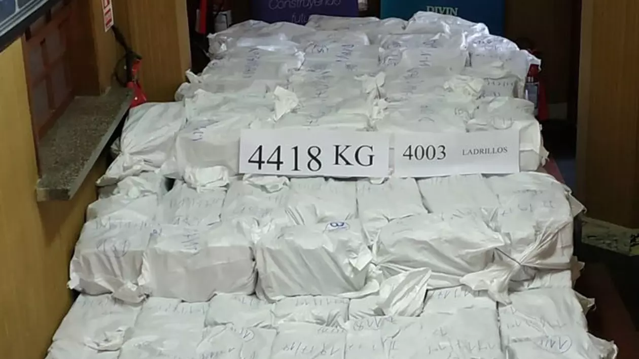 Cantitate-record de cocaină a fost confiscată în Uruguay. Unde a fost ascunsă ”marfa”