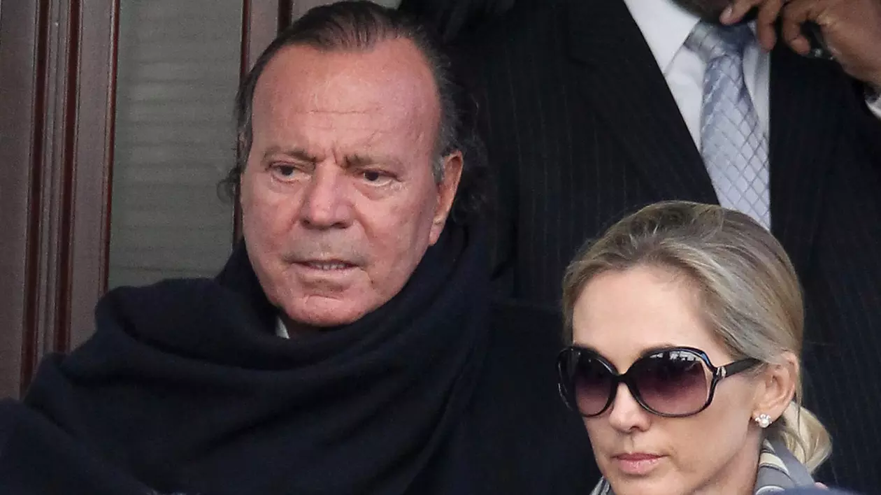 Povestea de dragoste dintre Julio Iglesias și femeia care îi stă alături de 30 de ani