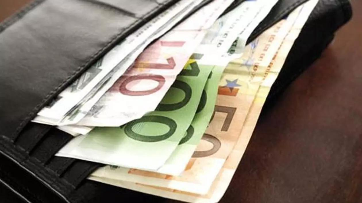 O româncă a găsit un portofel cu 4.000 de euro la Milano și l-a returnat proprietarului: „Mai există bunătate!”