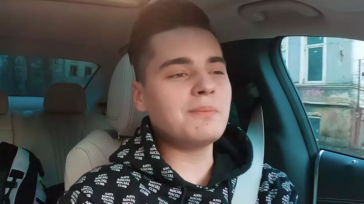 Selly anunță că și-a înscenat accidentul de mașină: „Am falsificat clipul în două zile”. Toată presa a preluat știrea, inclusiv Libertatea