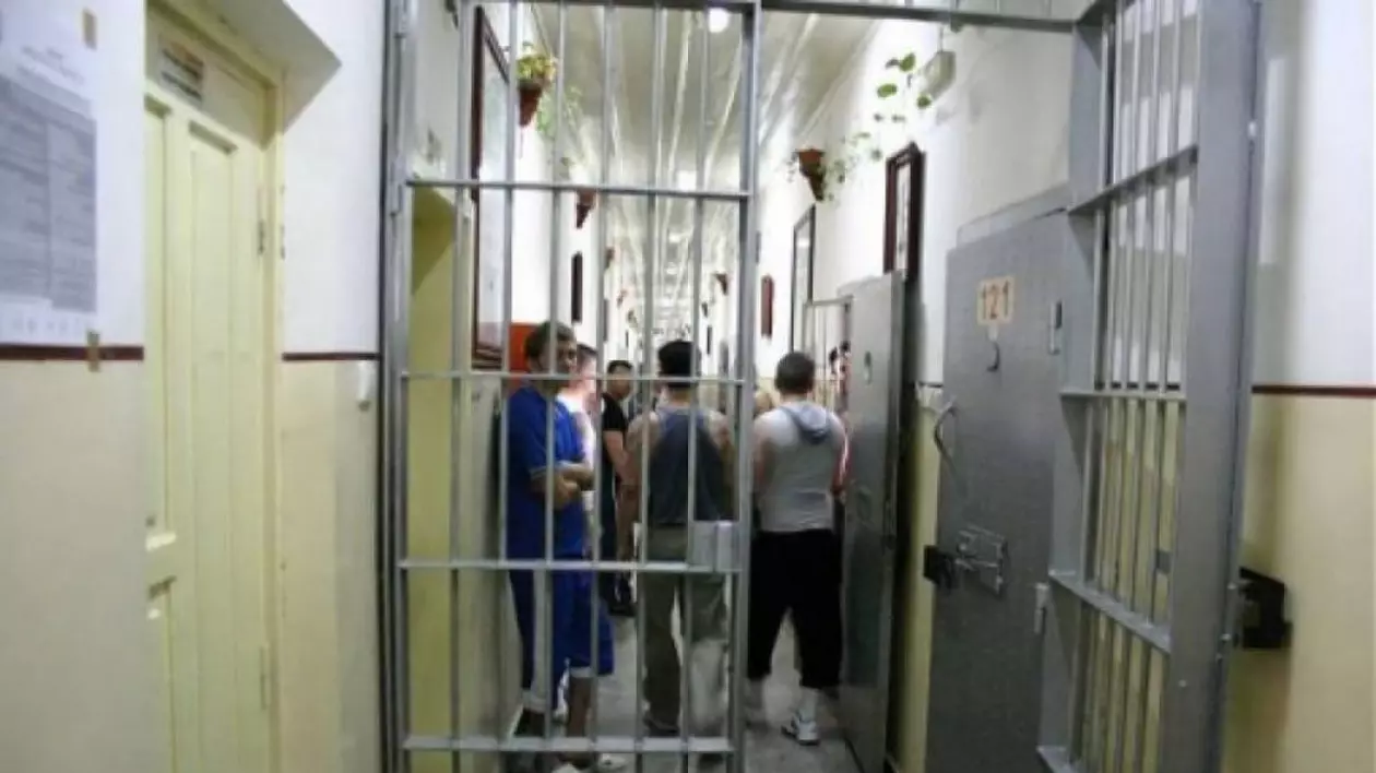 Coronavirusul a ajuns la Penitenciarul Galați. Un polițist are COVID-19 și a intrat în contact cu 152 de persoane