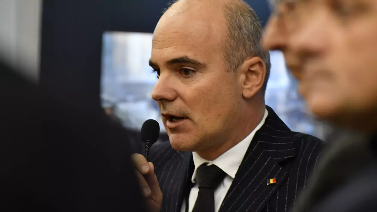 SURSE | Cine sunt cei patru liberali măsuraţi în sondajul pentru Primăria Capitalei