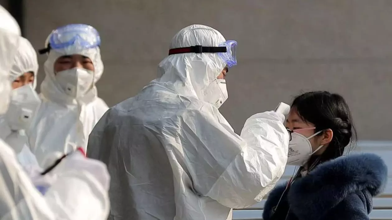 Doi elevi din București cu origini chineze nu sunt primiți la școală până nu demonstrează că nu sunt infectați cu coronavirus