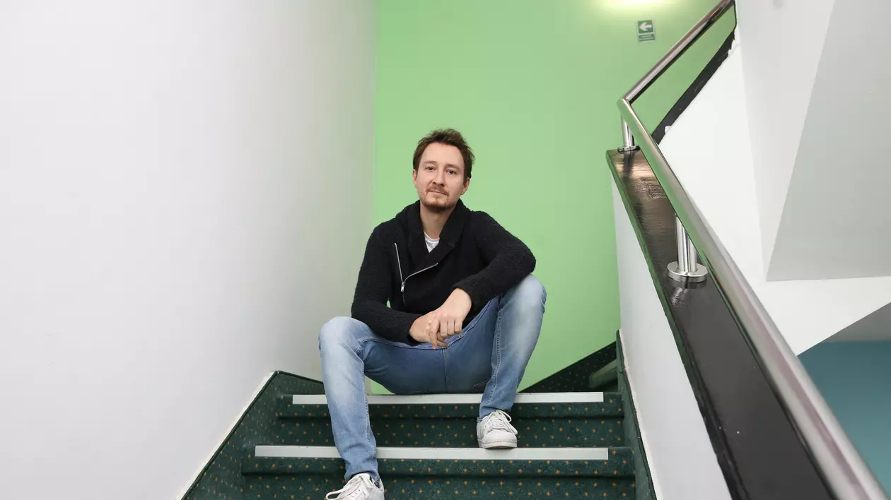 Actorului Dan Rădulescu îi pare rău că n-a apucat să joace alături de regretatul Adrian Pintea: "Voiam să ne aprecieze ca un părinte"