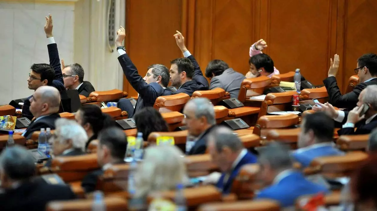 VIDEO Astăzi se decide eliminarea pensiilor speciale, în Parlament