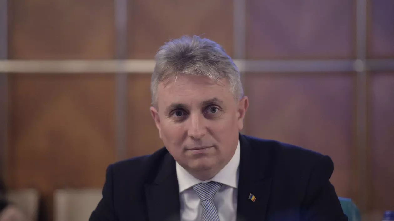 Fondurile europene pentru autostrada Sibiu-Pitești nu sunt blocate. Replica ministrului transporturilor către Răzvan Cuc. „Aruncă petarde în spațiul public”
