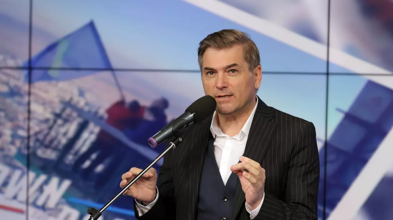 Mircea Radu nu mai e șeful comunicării din Televiziunea Publică. Explicațiile realizatorului TV