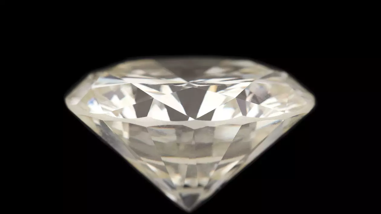 Cel mai mare diamant din România, scos la vânzare. Licitație de milioane de euro