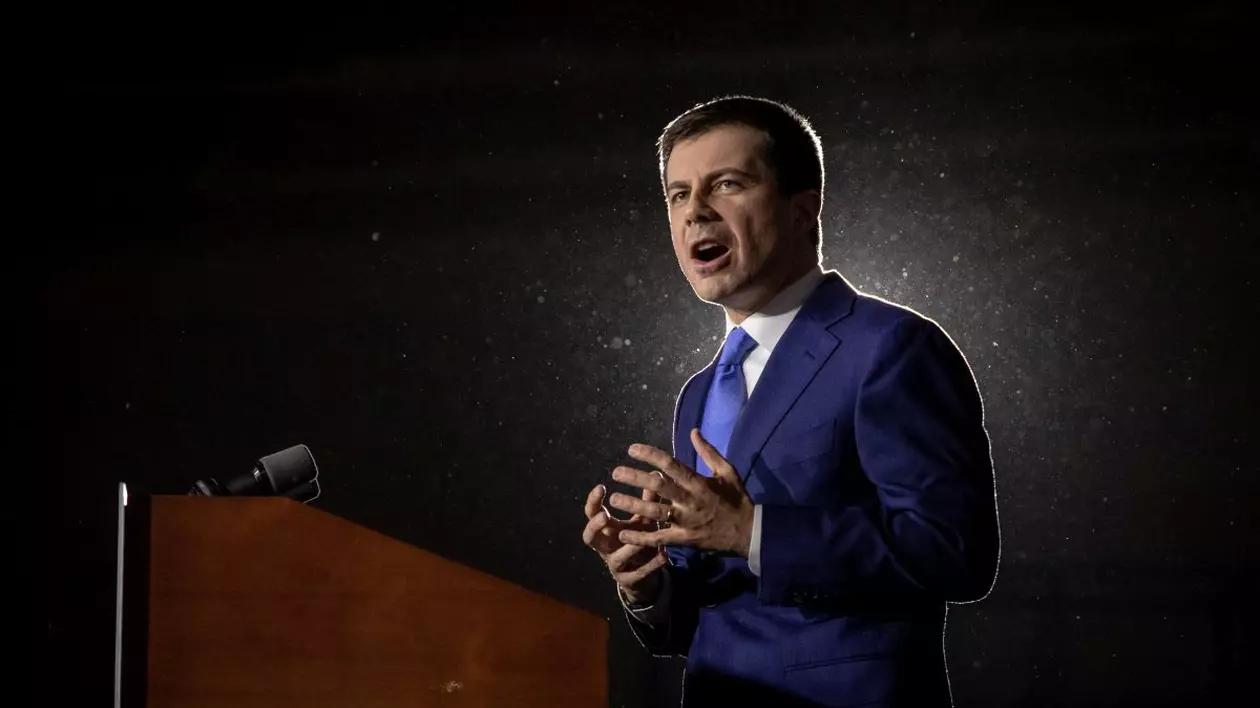 Pete Buttigieg urcă în topul popularității în cursa electorală americană FOTO: EPA