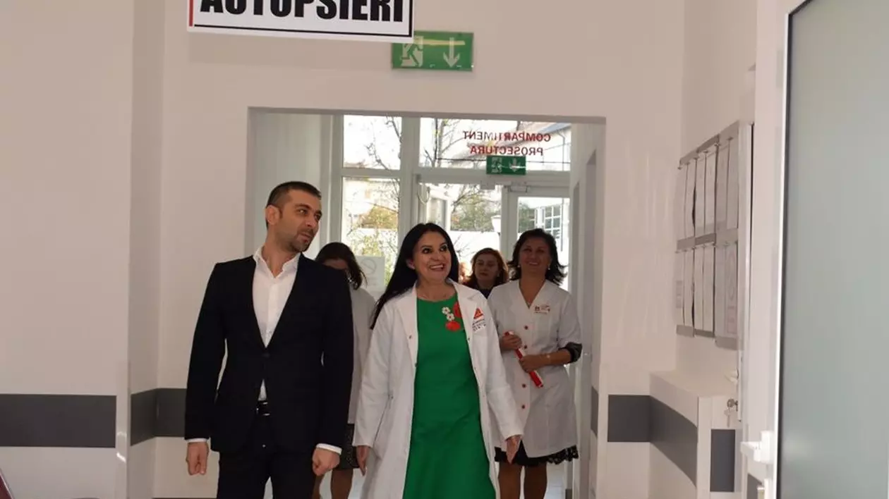 Sorina Pintea la Spitalul Judetean din Baia Mare. Foto: Facebook.com