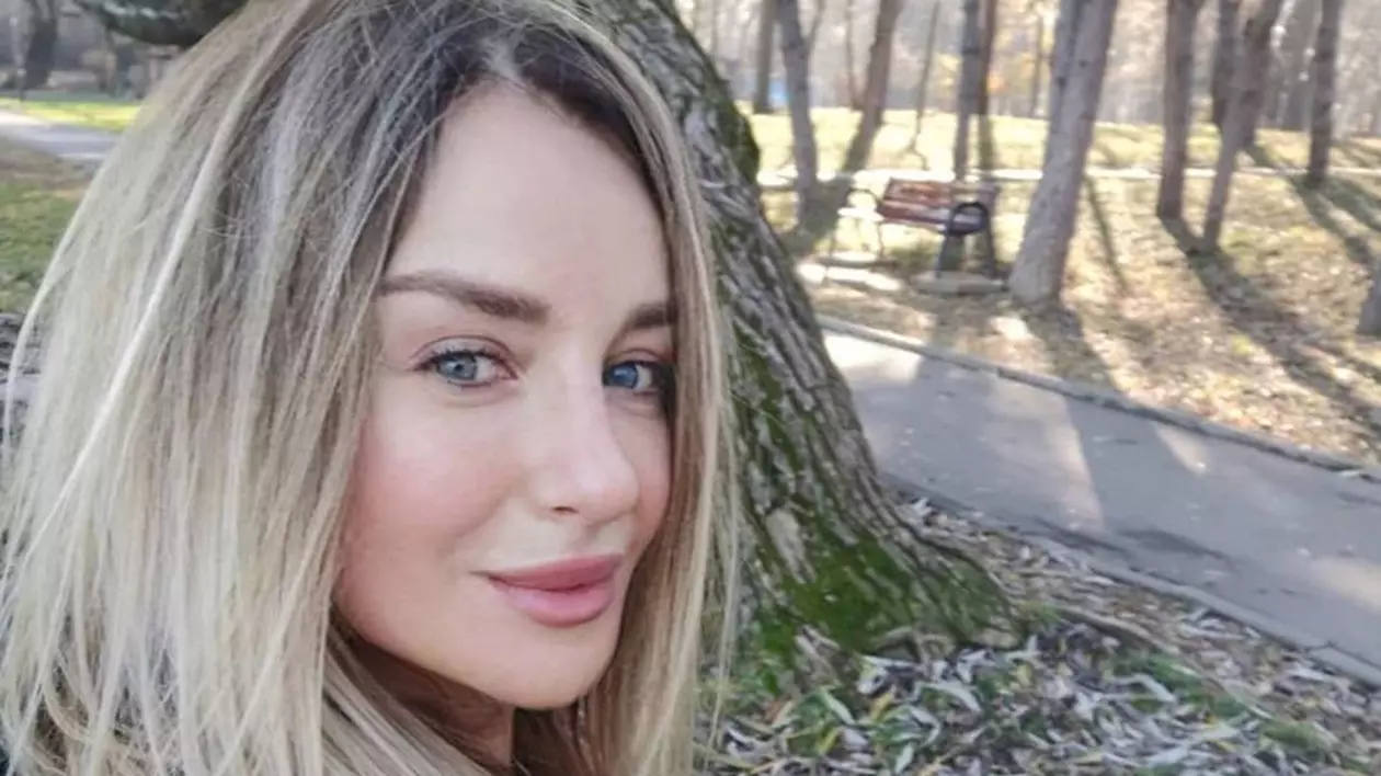 Tania Budi a pozat sexy, la 52 de ani! Arată la fel de bine ca-n adolescență și nici măcar nu face eforturi colosale pentru silueta perfectă